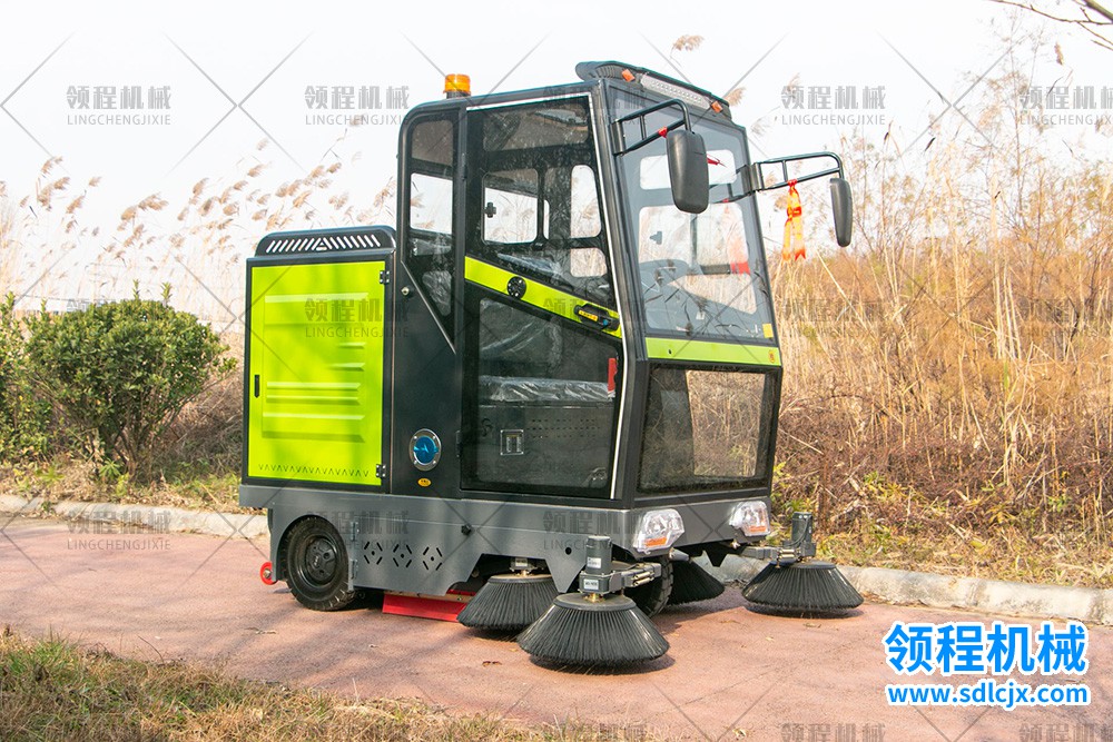 LC-S18型電動掃地車